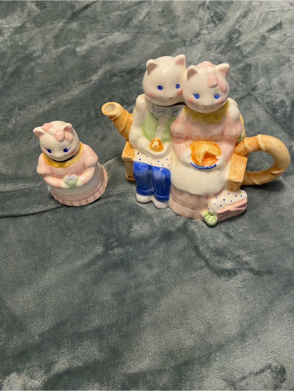 Hand-Painted Ceramic Cat Family Teapot & Sugar Bowl - Pastel Pink/Blue